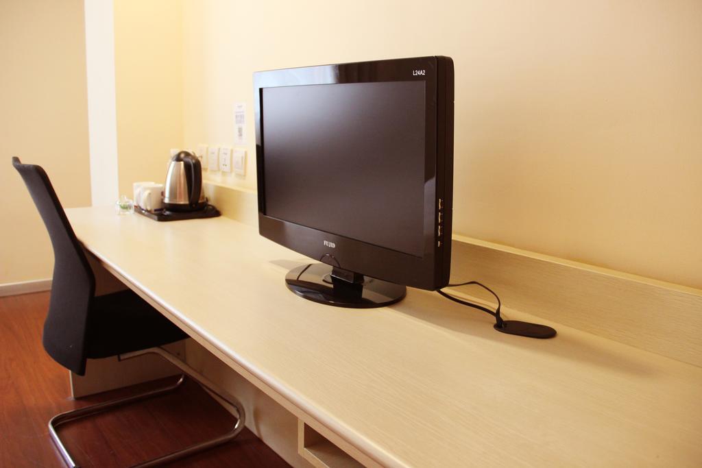 Hanting Express Shanghai Songjiang North Renmin Road Room photo