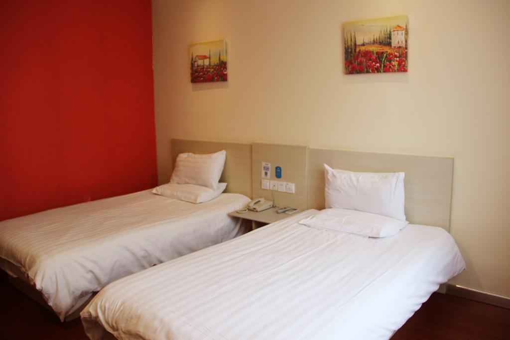 Hanting Express Shanghai Songjiang North Renmin Road Room photo