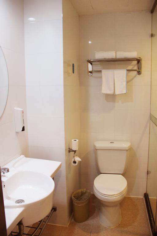 Hanting Express Shanghai Songjiang North Renmin Road Room photo