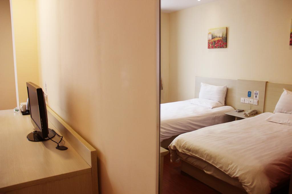 Hanting Express Shanghai Songjiang North Renmin Road Room photo