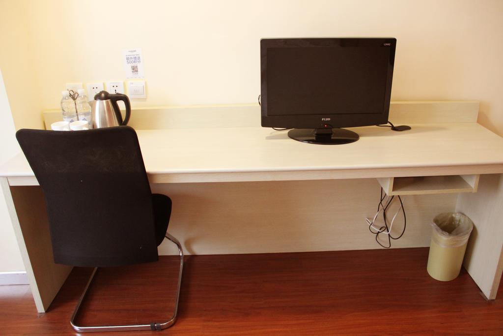 Hanting Express Shanghai Songjiang North Renmin Road Room photo